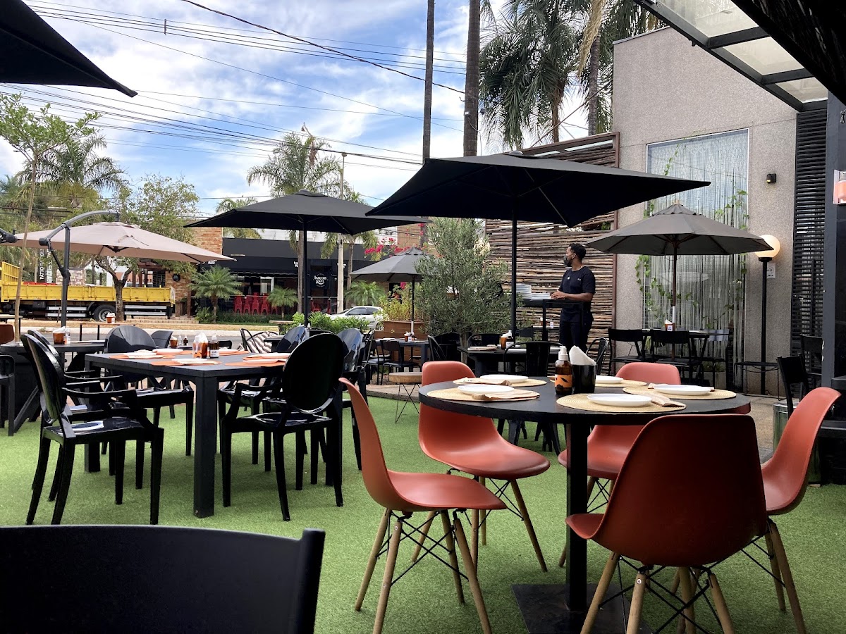 Oli Pizza Bar
